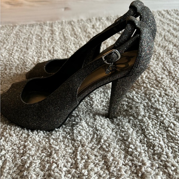 Used glitter high heel shoes 👠 good condition, size 7.5 - Picture 12 of 16